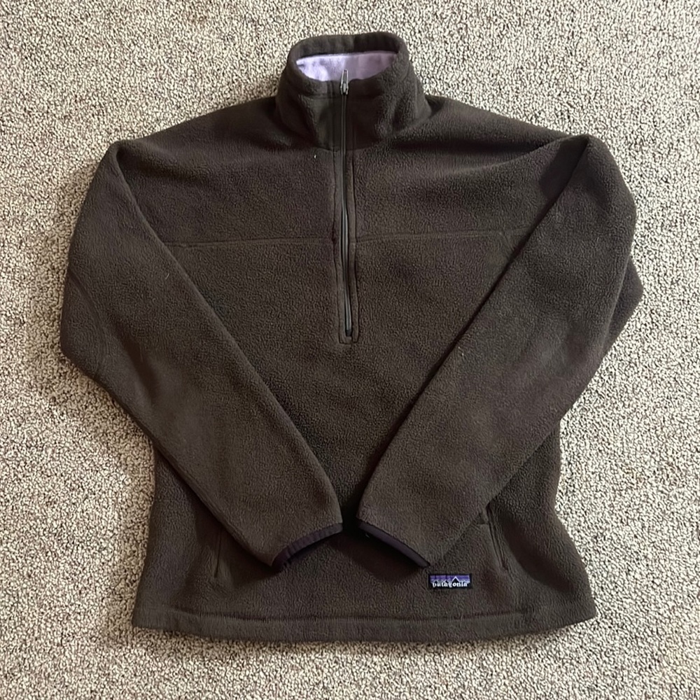 Patagonia, brown, medium.